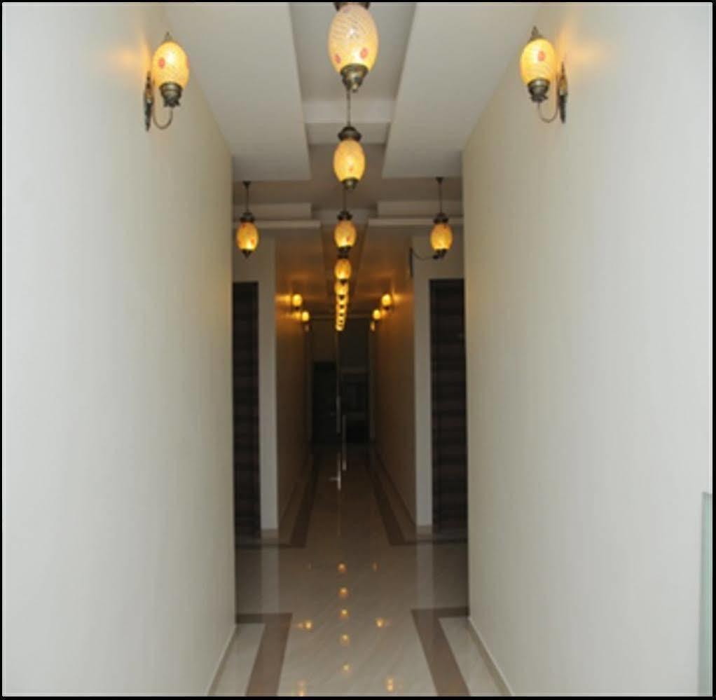 Hotel Raj Palace Ahmednagar Exterior foto